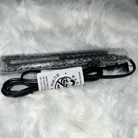 Adagio Not So Mini Ceramic Flat Iron - Picture 3 of 3